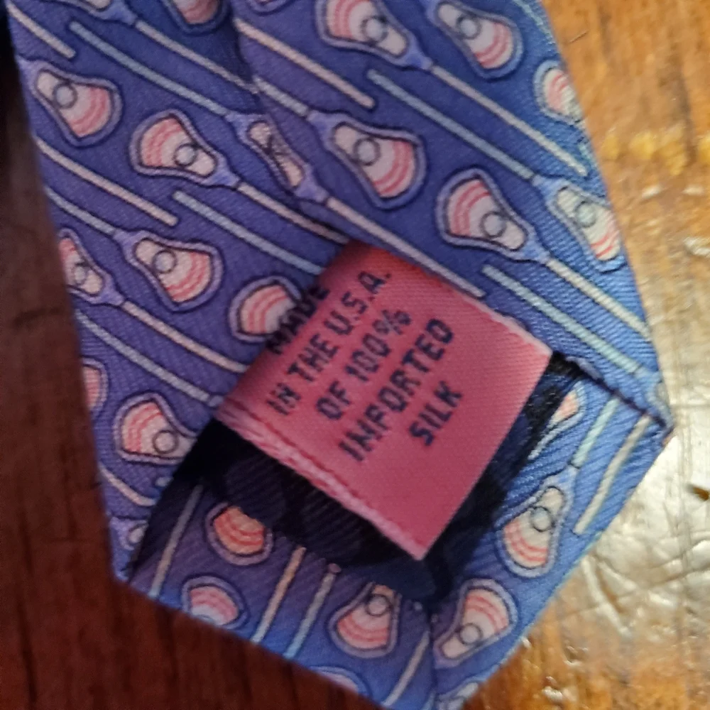 Vineyard Vines Lacross Tie 100% Silk